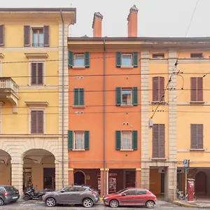  Apartamento Santo Stefano - Bolognarooms